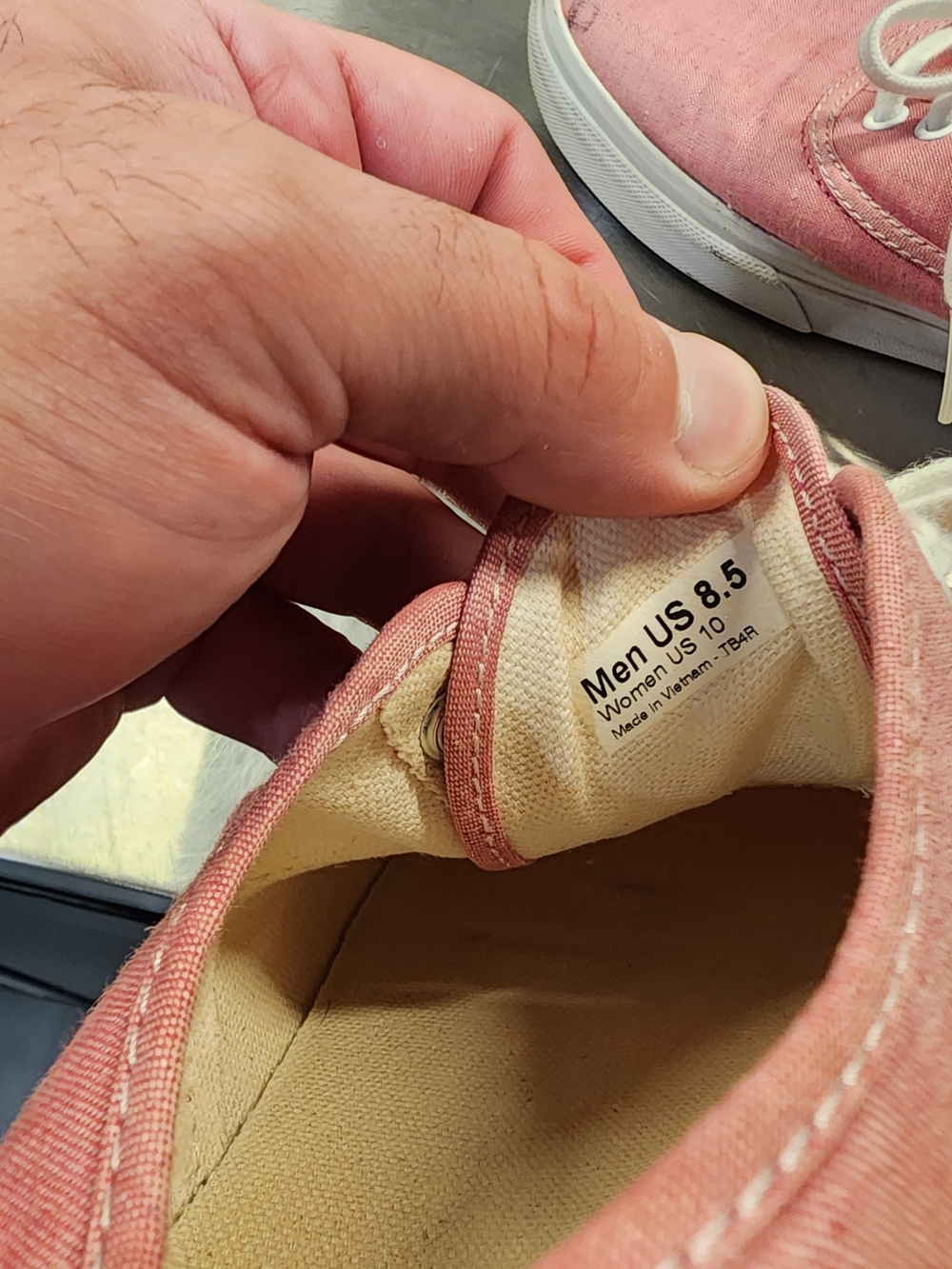 Vans 10 - Picture 6 of 9